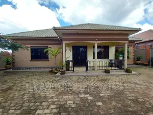 Furnished 4bdrm House in Kira for sale
