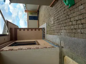 Furnished 4bdrm House in Kira for sale