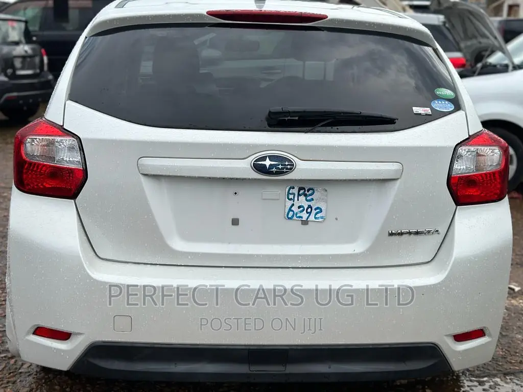 Subaru Impreza 1.6 Sport 2012 Off white
