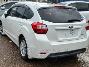 Subaru Impreza 1.6 Sport 2012 Off white