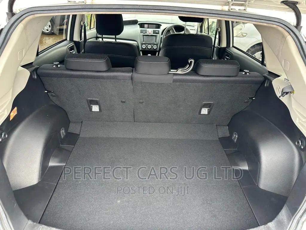 Subaru Impreza 1.6 Sport 2012 Off white