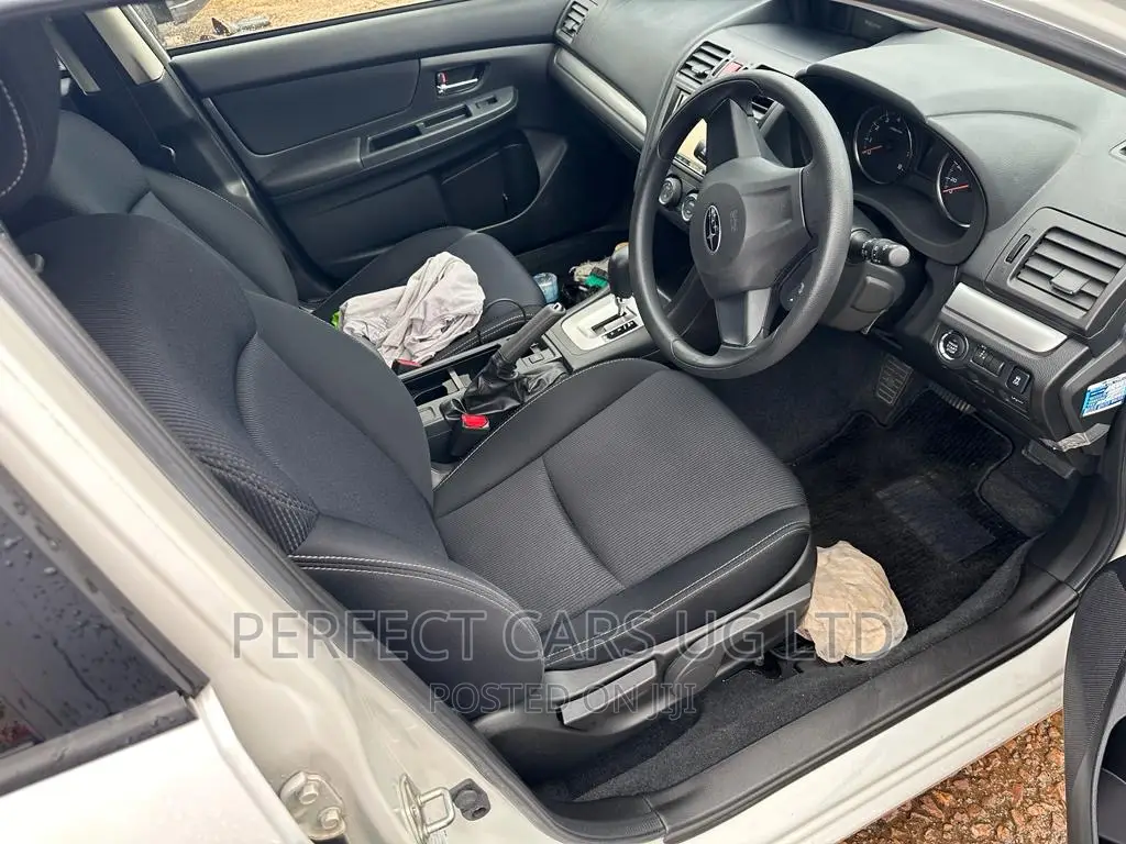 Subaru Impreza 1.6 Sport 2012 Off white