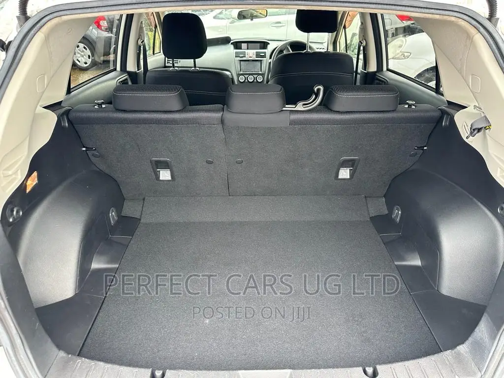 Subaru Impreza 1.6 Sport 2012 Off white