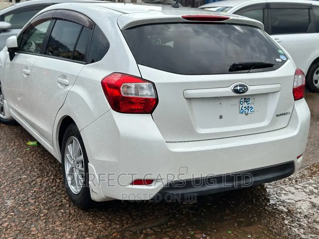 Subaru Impreza 1.6 Sport 2012 Off white