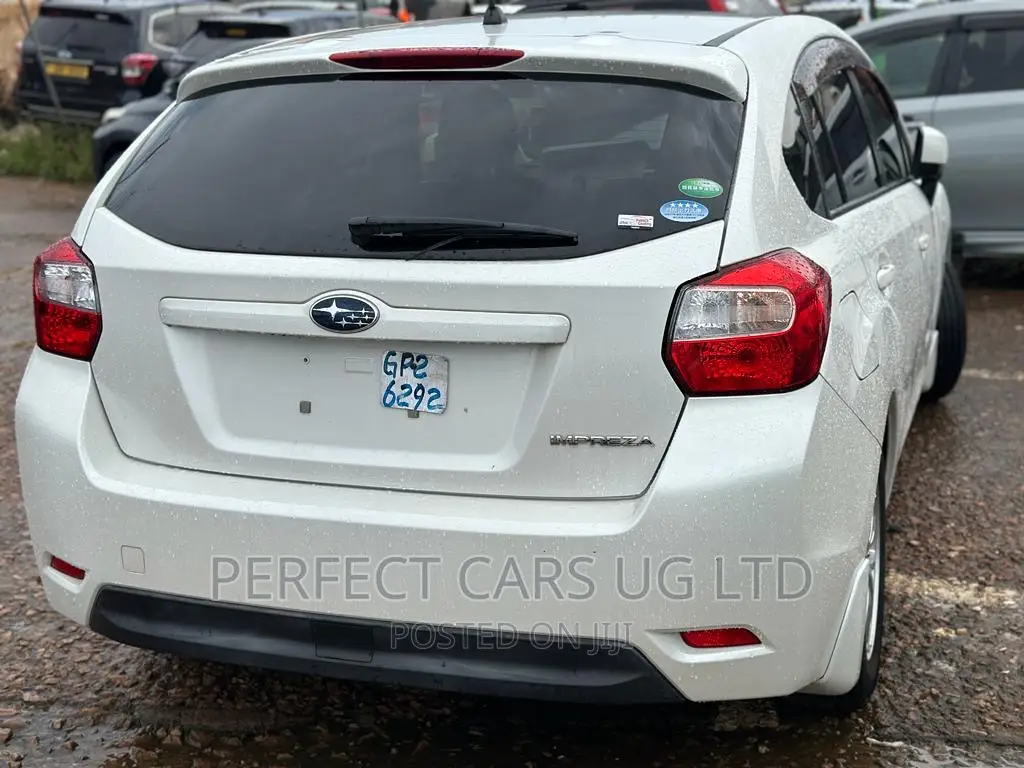 Subaru Impreza 1.6 Sport 2012 Off white