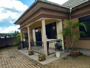 Furnished 4bdrm Bungalow in Kira for sale