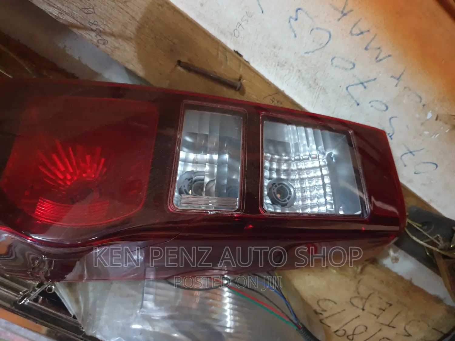 Tail Lamp Isuzu Dmax Super (2012- 2014)