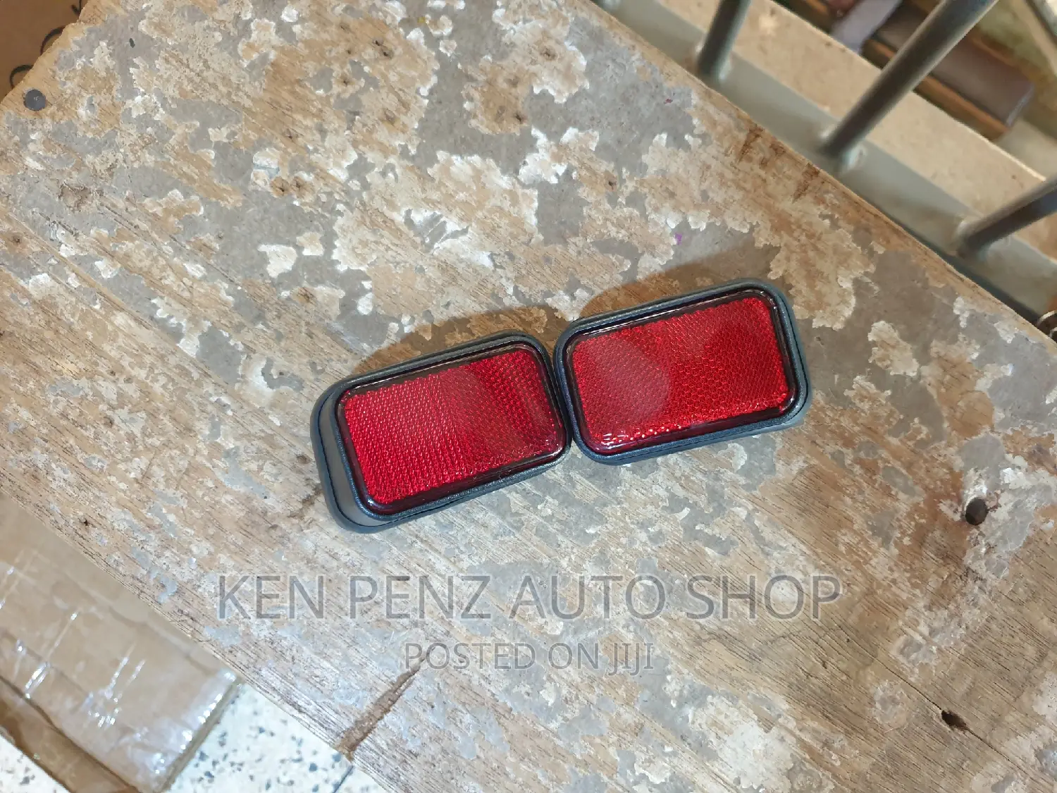 Hillux Kangaroo Reflectors ( Rear Bumper Reflectors)
