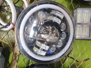 Hillux and Landcruiser LED Round Lights