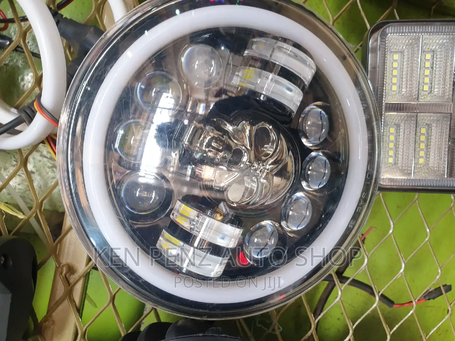 Hillux and Landcruiser LED Round Lights