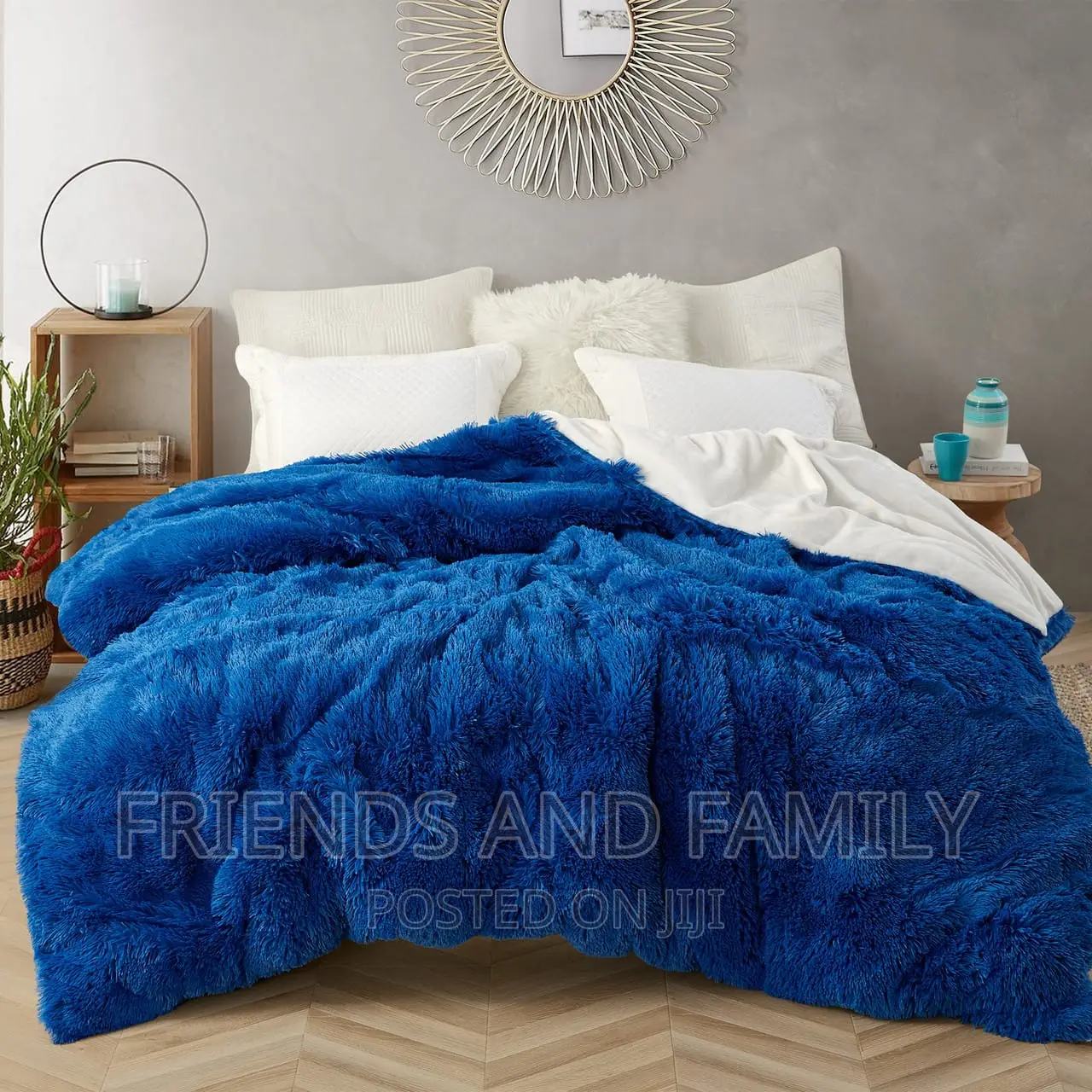 Nice Bed Cover With 6 Piece