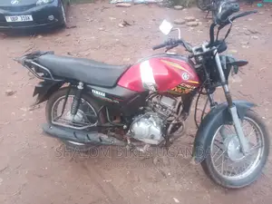 Yamaha Crux 2018 Red