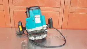 Makita (240V) 1850W 1/2in Router (UK Industrial Grade Model)