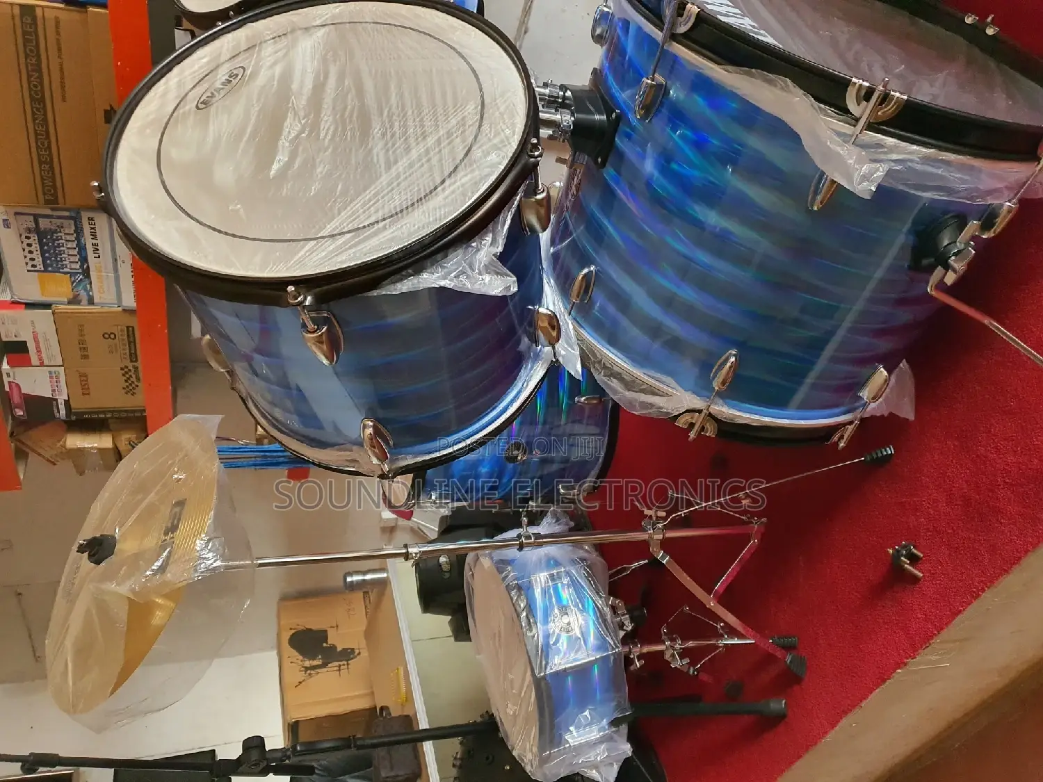 Tama Drum Set