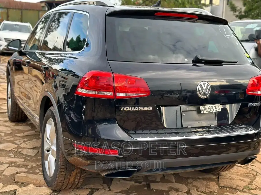 Volkswagen Touareg Hybrid 2013 Black