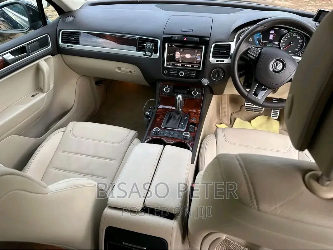 Volkswagen Touareg Hybrid 2013 Black
