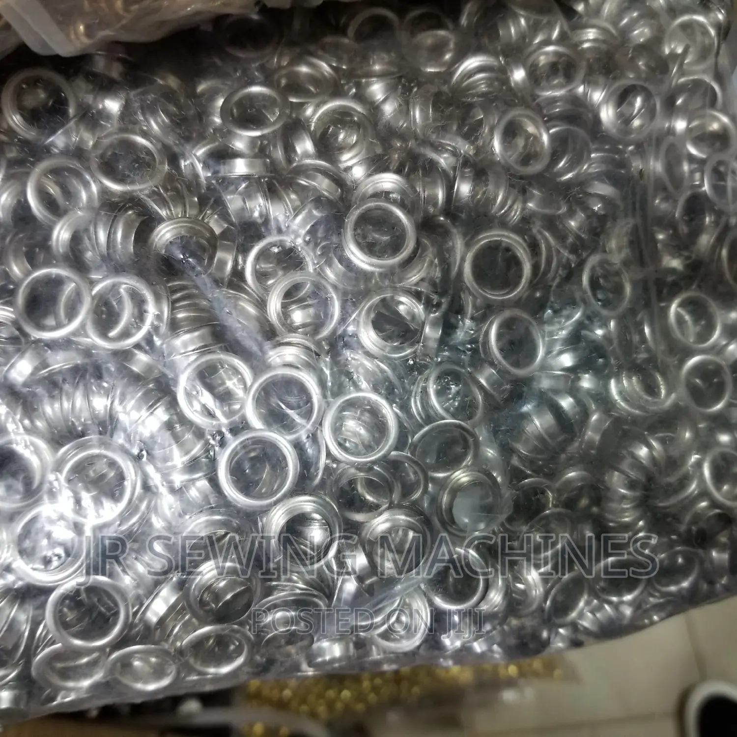 Eyelet Buttons