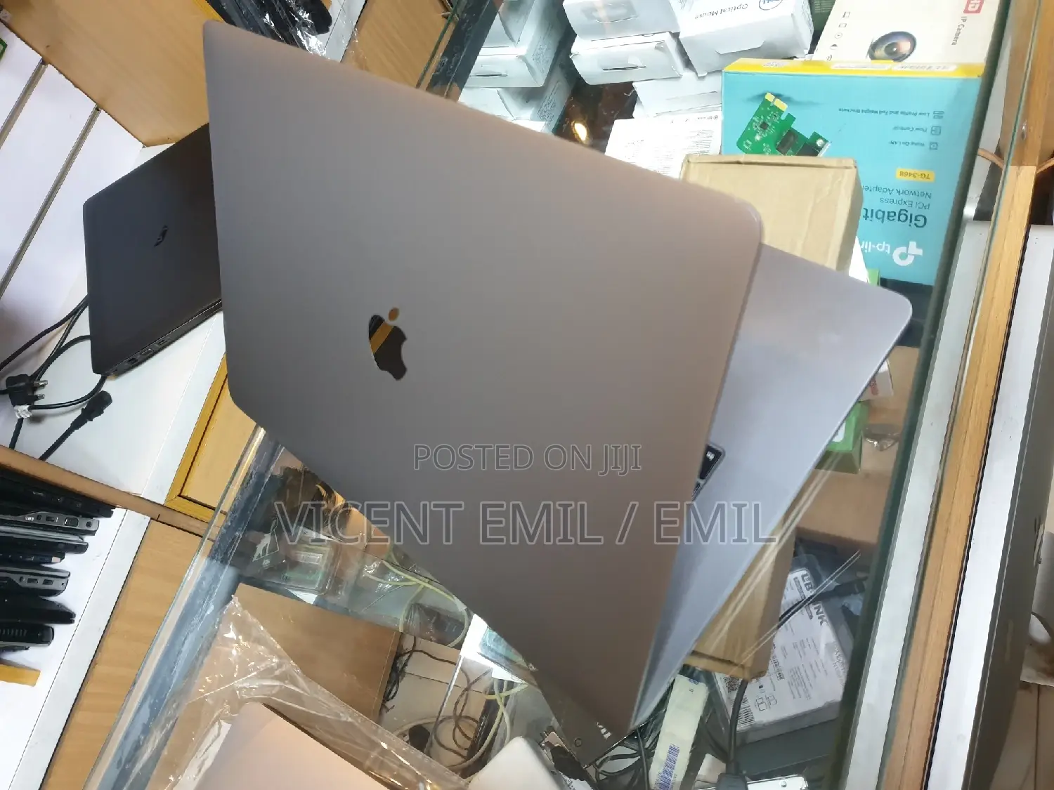 Laptop Apple MacBook Pro 2019 16GB Intel Core I7 SSD 512GB