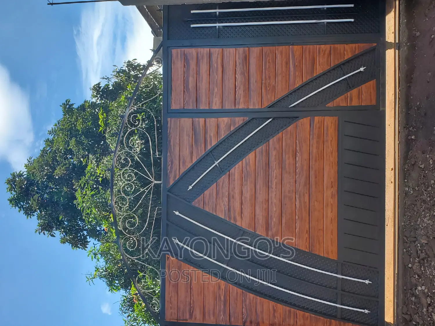 Installed Sliding Gate