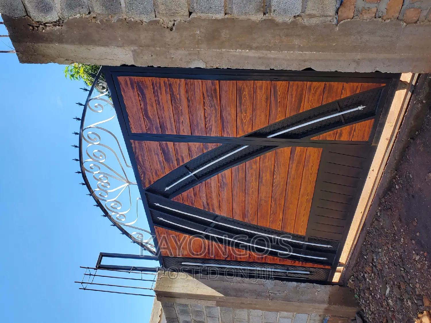 Installed Sliding Gate
