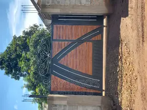 Installed Sliding Gate