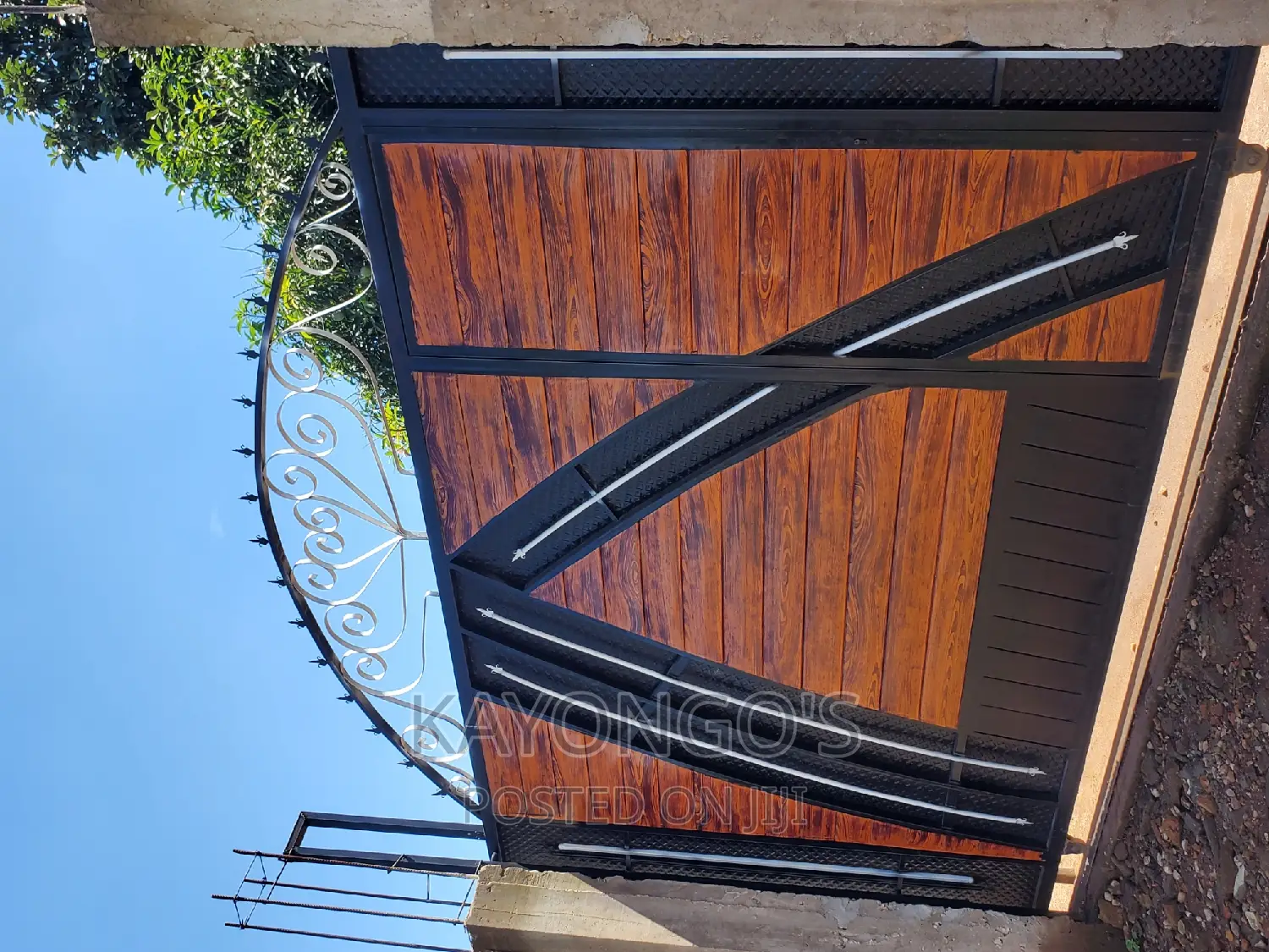 Installed Sliding Gate