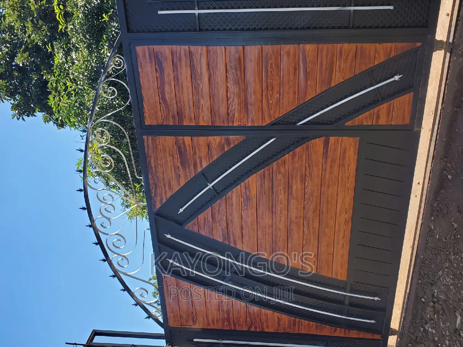Installed Sliding Gate