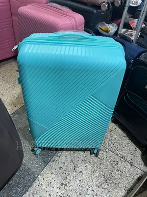 Travel Suit Cases- A Set of 3 PCS