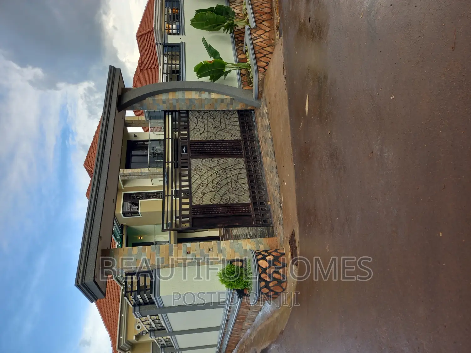 Furnished 6bdrm House in Kira Ministers for sale
