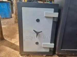 Mini Vaults 500kgs 3ft