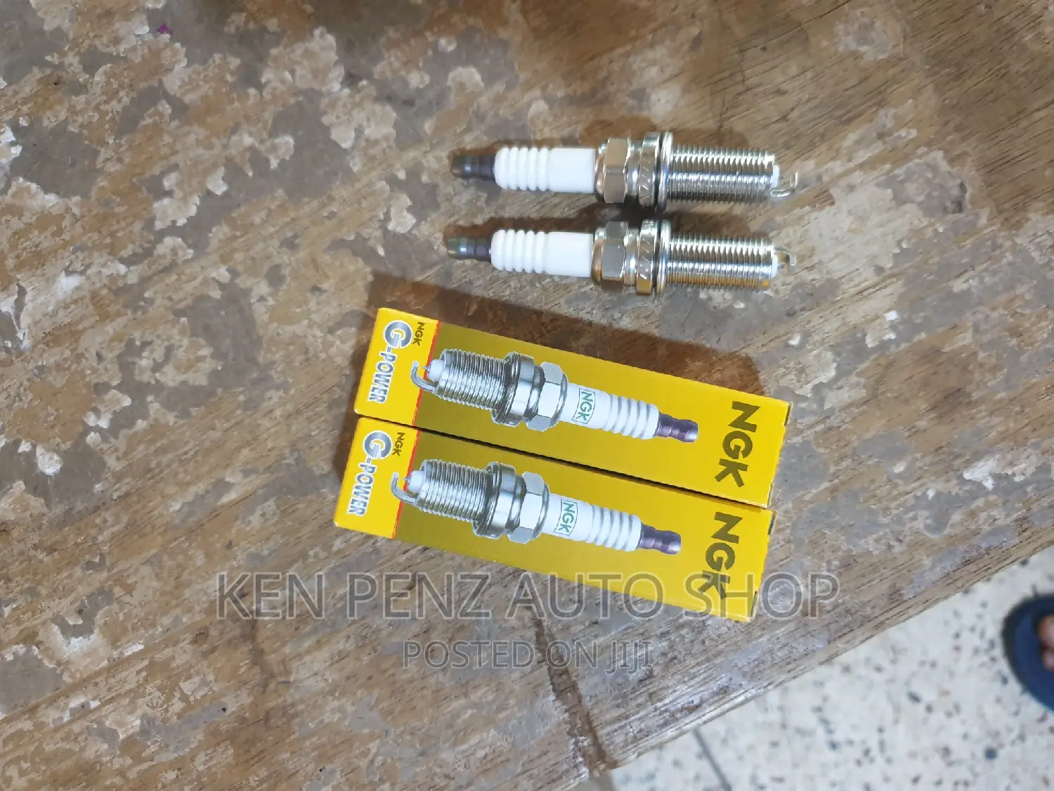 NGK G - Power Spark Plugs