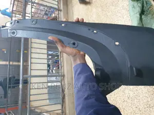 Toyota 4- Runner 2003 - 2009 Mudflap