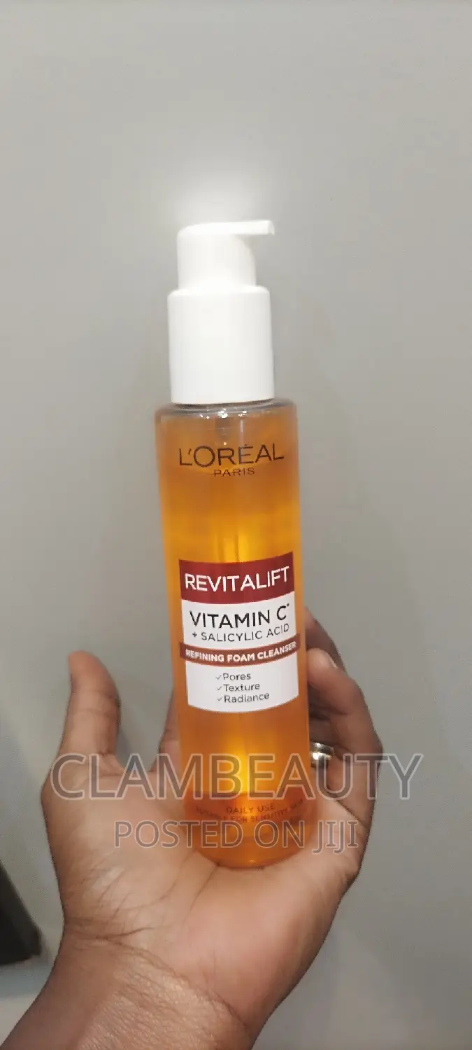 Loreal Revitalift Vitamin C+Salicylic Acid Refining Cleanser