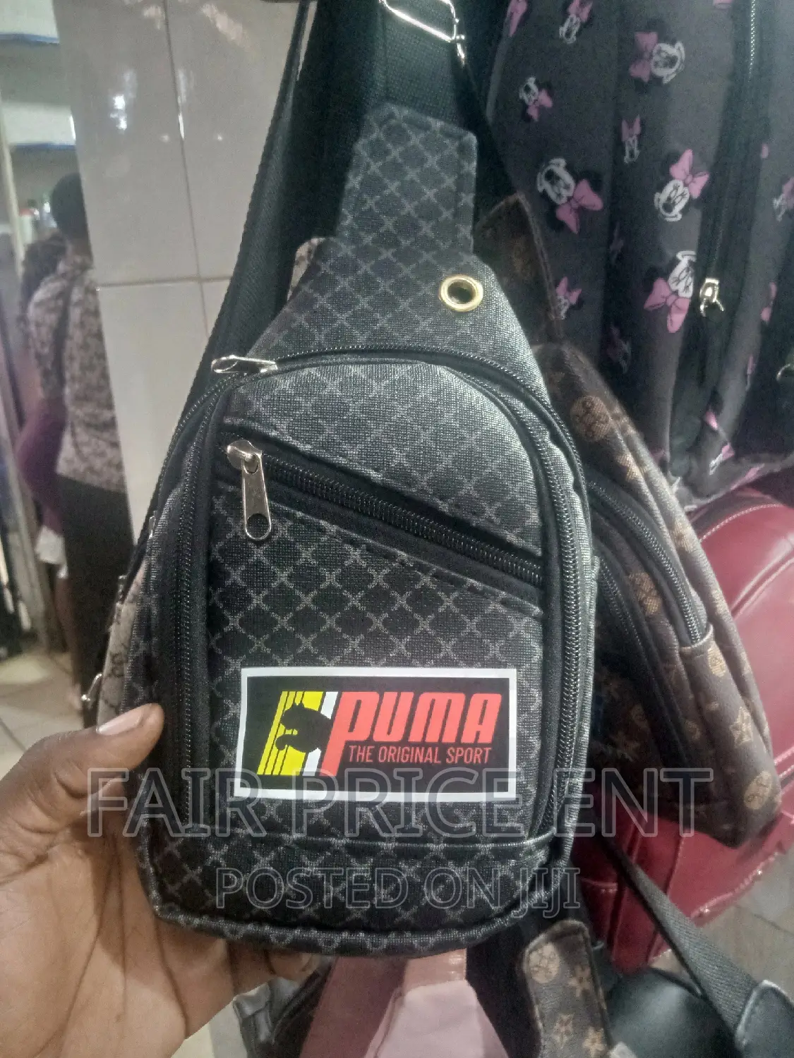 Original Leather Puma Sport Bag .One Arm.( Black,)