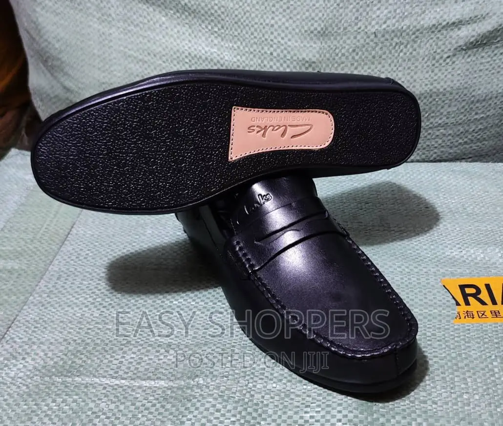 New Men's Leather Shoes Luxury Royal Style