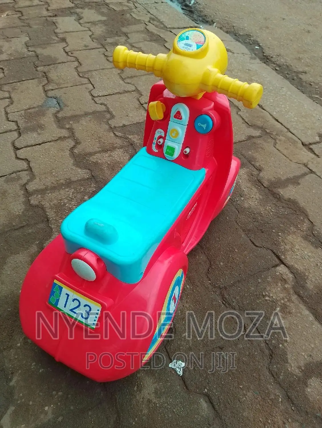 Klmnopqrstuvwxyz Kids Car