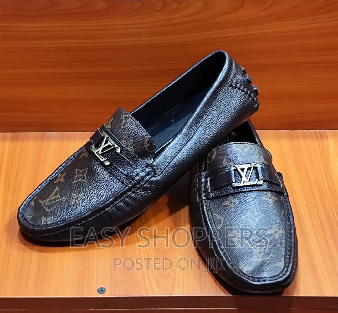 New Men's Leather Shoes Luxury Royal Style Standard