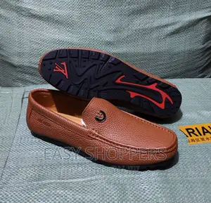 New Men's Leather Shoes Luxury Royal Style Brown Moccasin