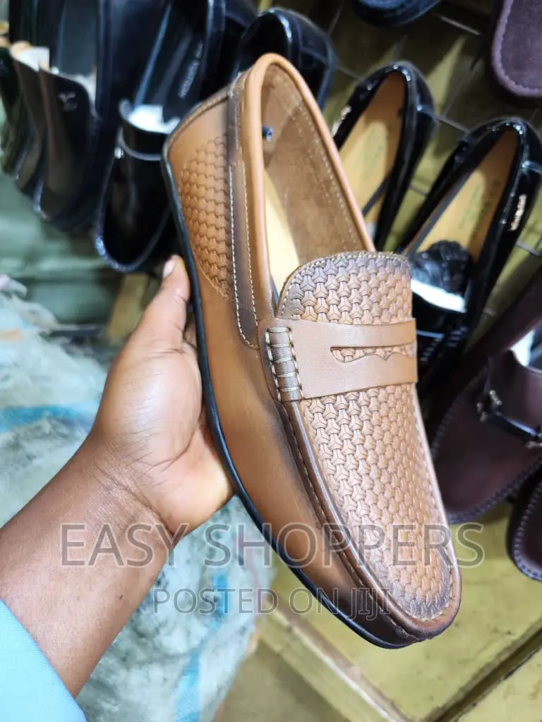 New Men's Leather Shoes Luxury Royal Style Wedding Wear