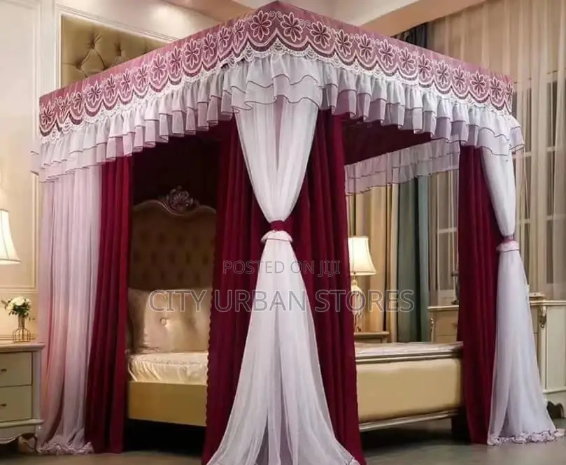 Cozy Curtain Nets