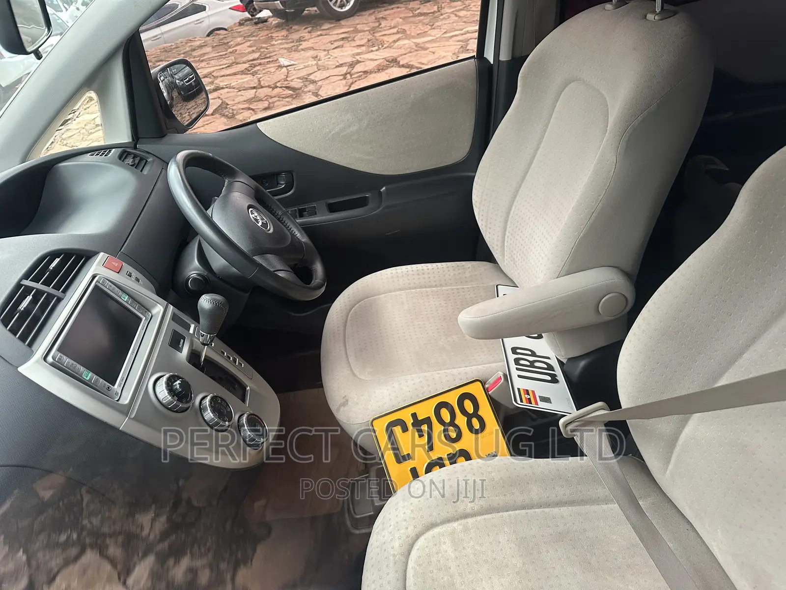 Toyota Ractis 1.5 AWD 2008 Off white