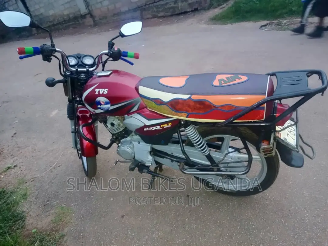 TVS HLX 125 2022 Red