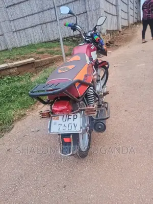 TVS HLX 125 2022 Red