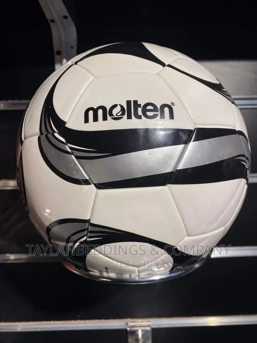 Molten Soccer Football White/Black/Silver, 5