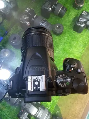 Nikon D3500.