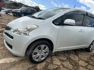 Toyota Ractis 1.5 AWD 2008 Off white