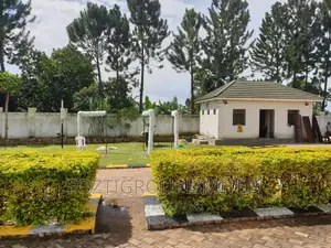 Furnished 5bdrm Villa in Makindye for sale