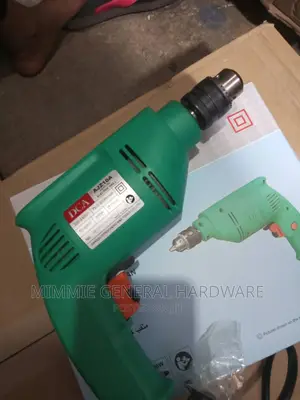 Dca Screwing Drill Metalic Chuck
