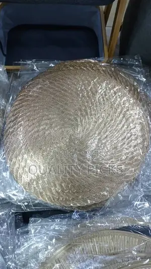 Round Table Place Mat