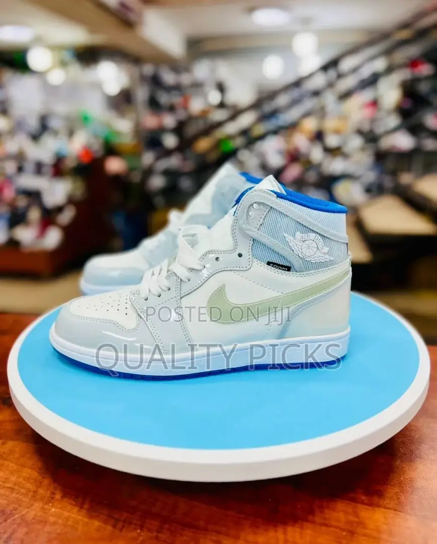 Air Jordan 1 Shoe
